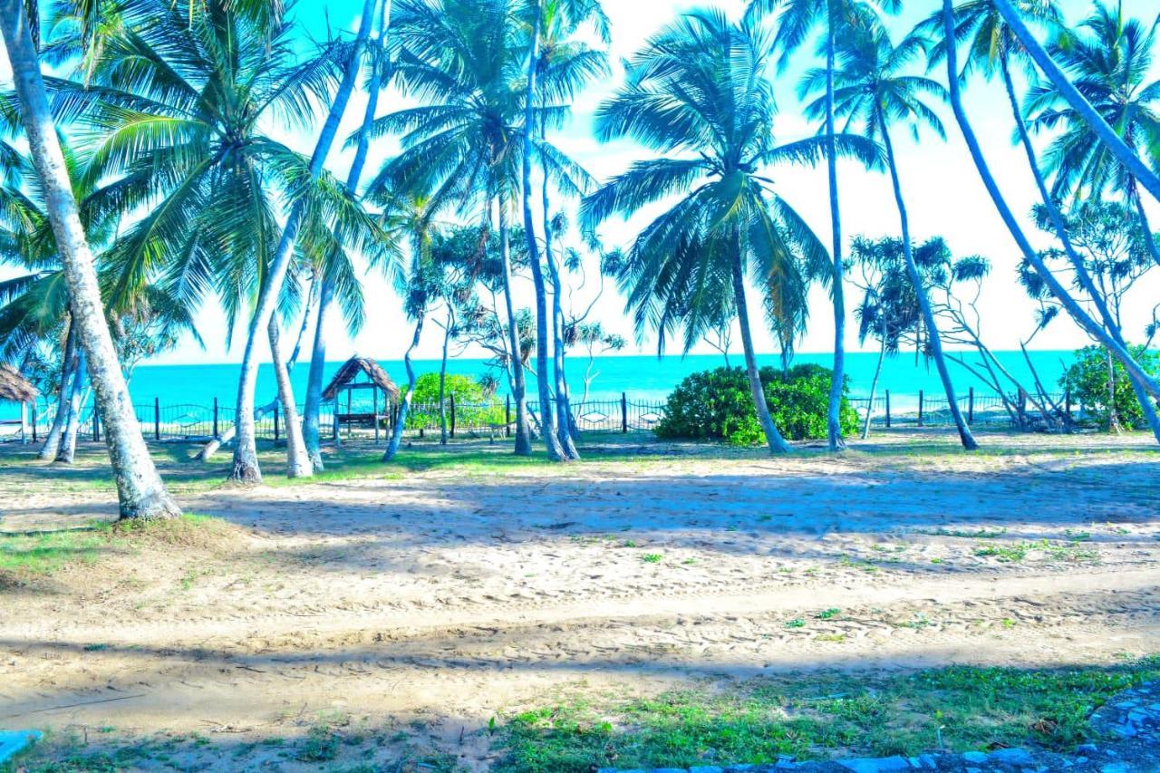 Helios Beach Resort Тангалле Екстер'єр фото