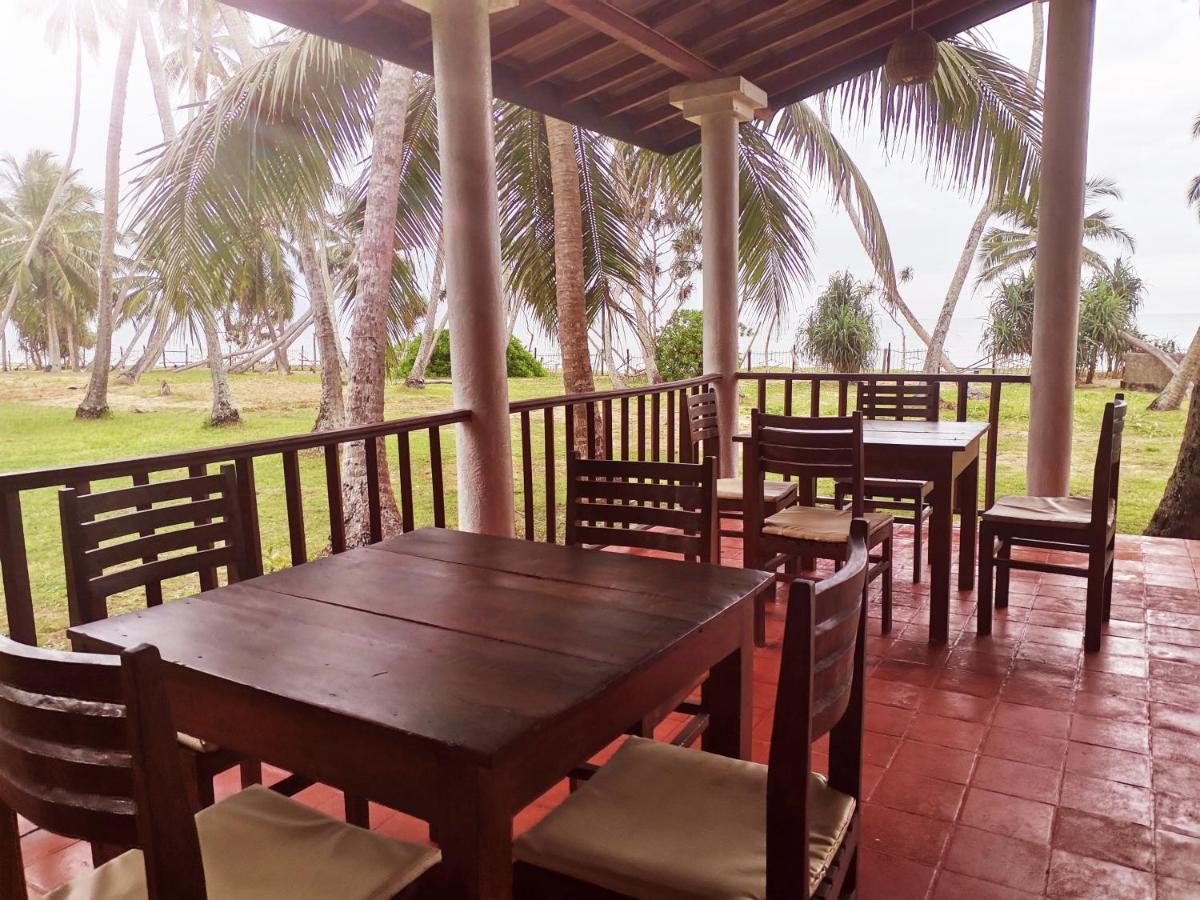 Helios Beach Resort Тангалле Екстер'єр фото