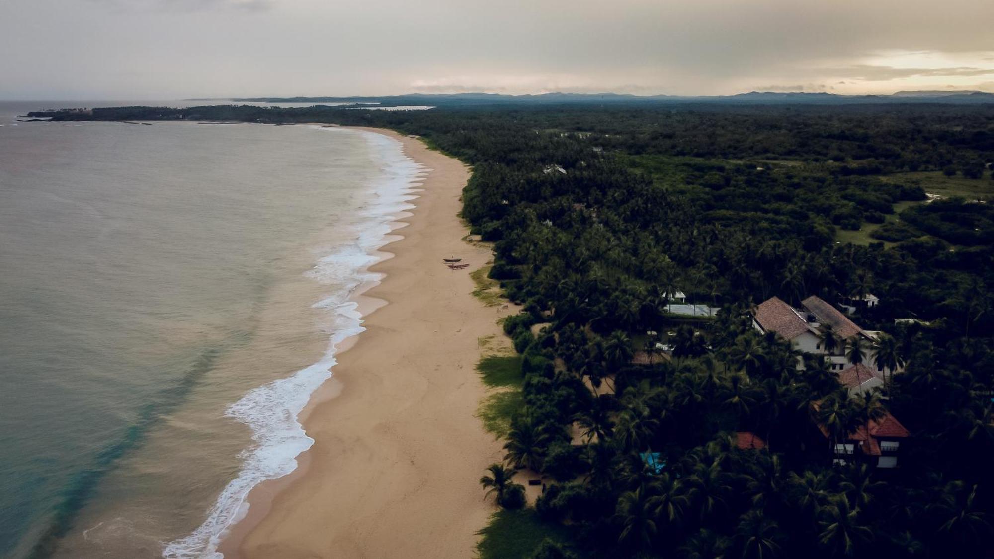 Helios Beach Resort Тангалле Екстер'єр фото